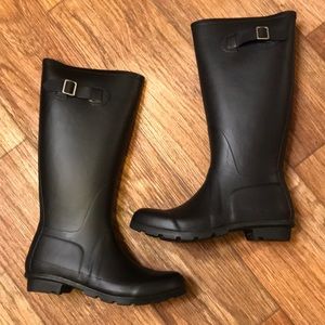 Black matte Nomad rain boot